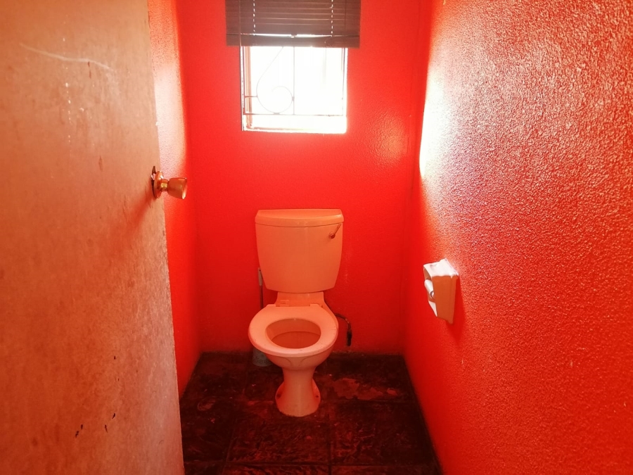 3 Bedroom Property for Sale in Geelhoutpark North West